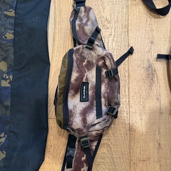 DAKINE Mountain Bike & Ski Bag BUNDLE - Picture 6 of 10